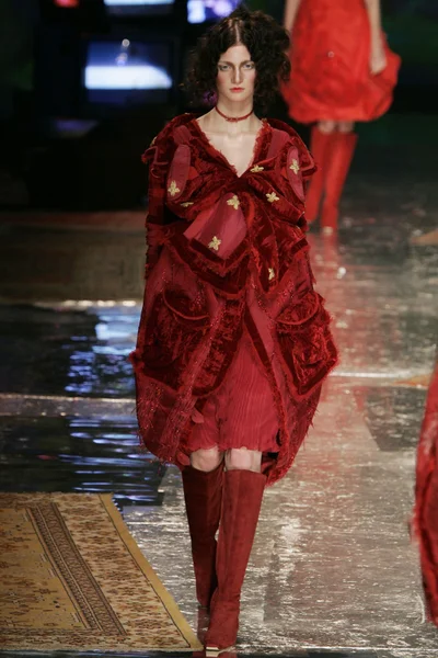 Look 24